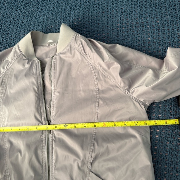 Lululemon Light Purple Jacket - Picture 3 of 9